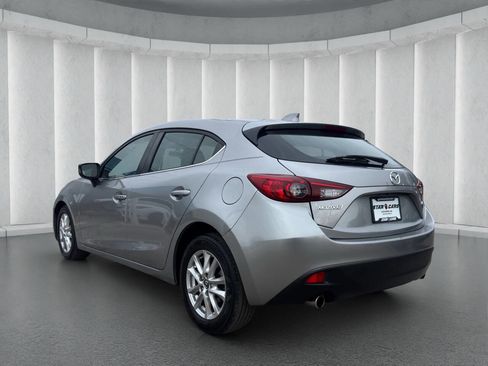 Used 2015 MAZDA MAZDA3 i Touring w/ Technology Package image 3