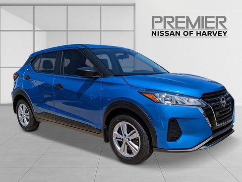 New 2025 Nissan Kicks Play S image 7