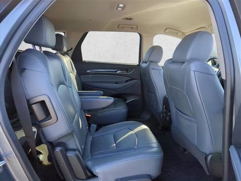 Used 2019 Buick Enclave Essence image 15