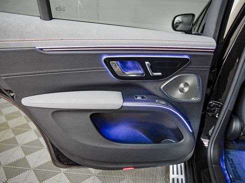 Certified 2023 Mercedes-Benz EQS 450+ SUV w/ Exclusive Trim Package image 23