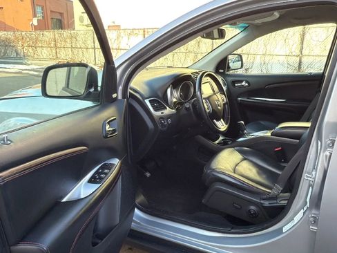 Used 2019 Dodge Journey GT image 22