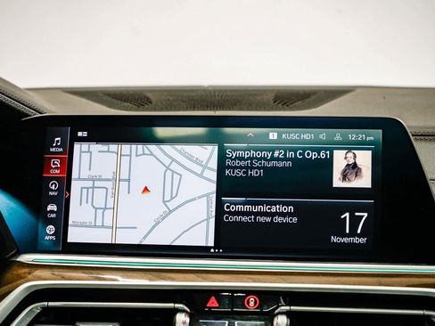 Used 2023 BMW X5 sDrive40i w/ Parking Assistance Package image 14