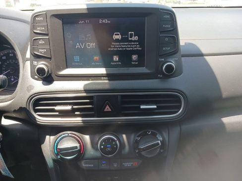Used 2020 Hyundai Kona SE FWD image 24