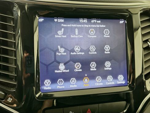 Used 2019 Jeep Cherokee Limited image 19