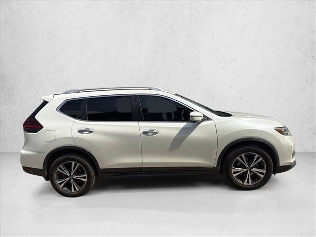Used 2019 Nissan Rogue SV w/ Premium Package FWD image 6