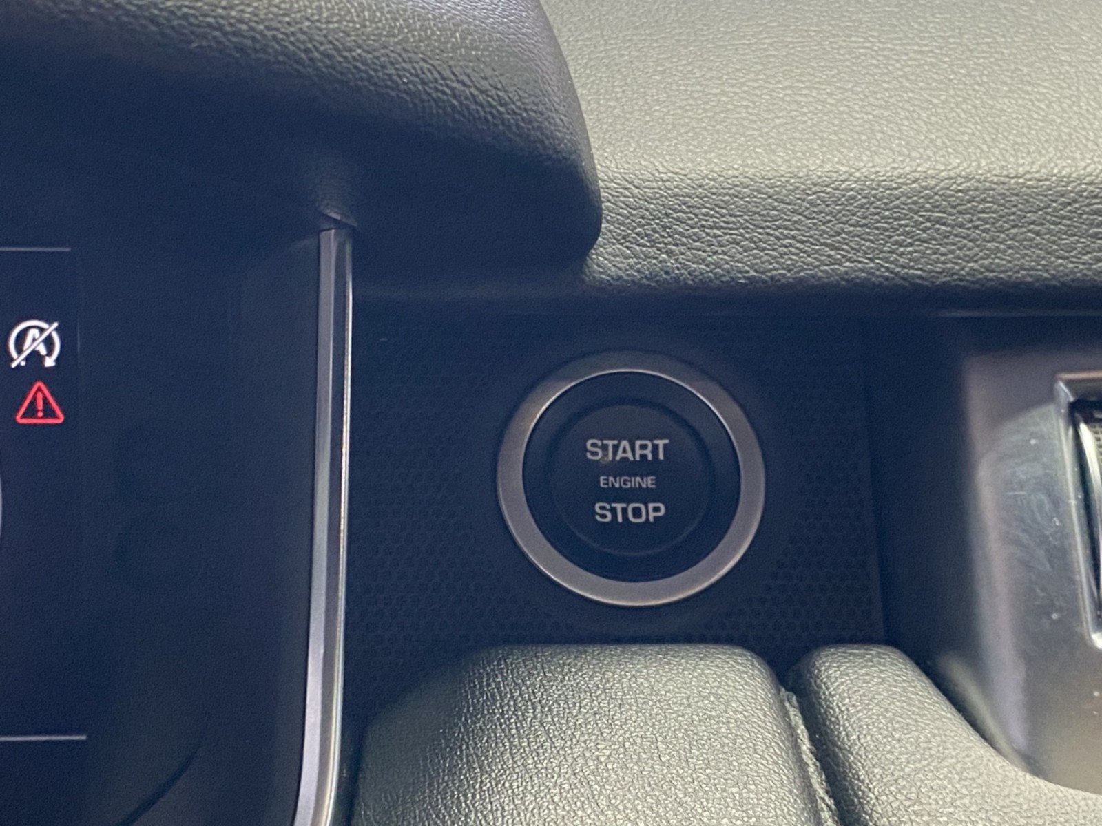 Used 2019 Land Rover Range Rover Sport HSE AWD/4WD image 26