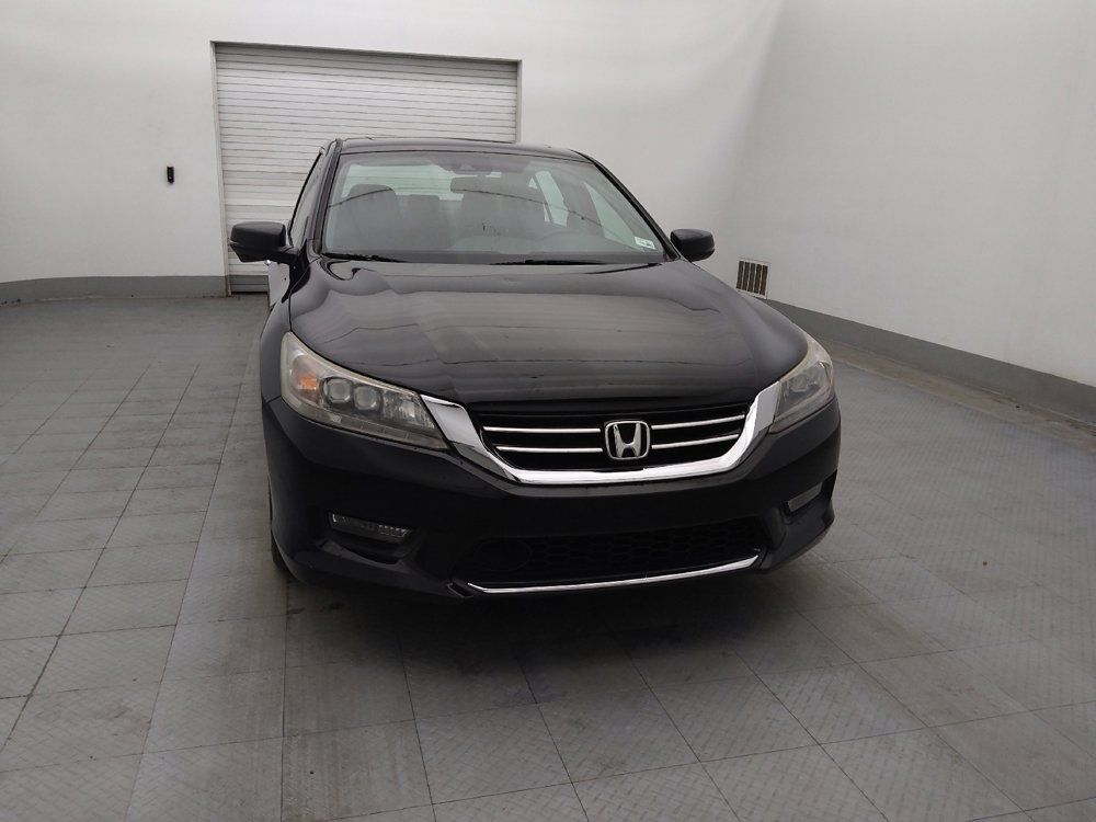 Used 2015 Honda Accord Touring image 14