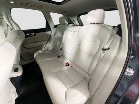 Certified 2023 Volvo XC60 B5 Plus w/ Protection Package Premier FWD image 24