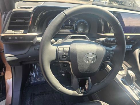 Used 2025 Toyota Crown Signia w/ Advanced Technology Package AWD/4WD image 25