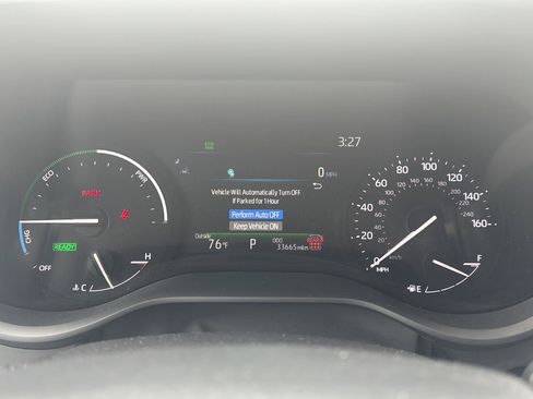 Used 2025 Toyota Sienna LE FWD image 14