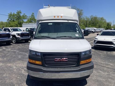 New 2024 GMC Savana 3500 w/ Power Convenience Package image 2