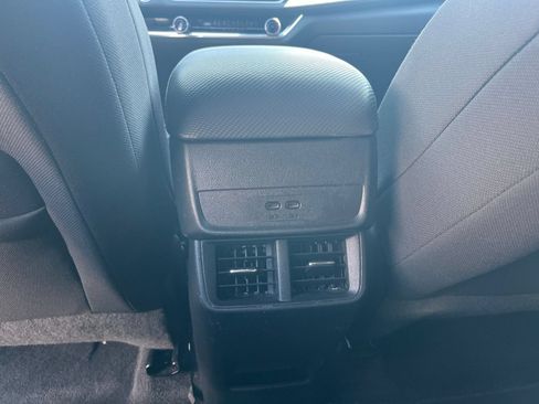 Used 2025 Chevrolet Equinox LT FWD image 22
