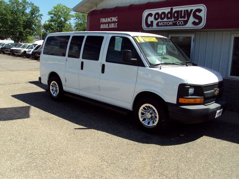 Used 2014 Chevrolet Express 1500 LS image 2