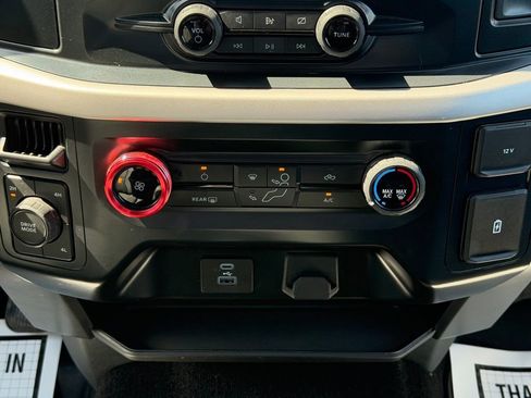 Used 2022 Ford F150 XLT image 23