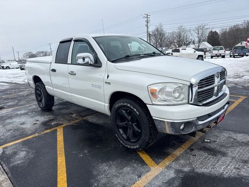 Used 2008 Dodge Ram 1500 Truck SLT w/ Trailer Tow Group image 4
