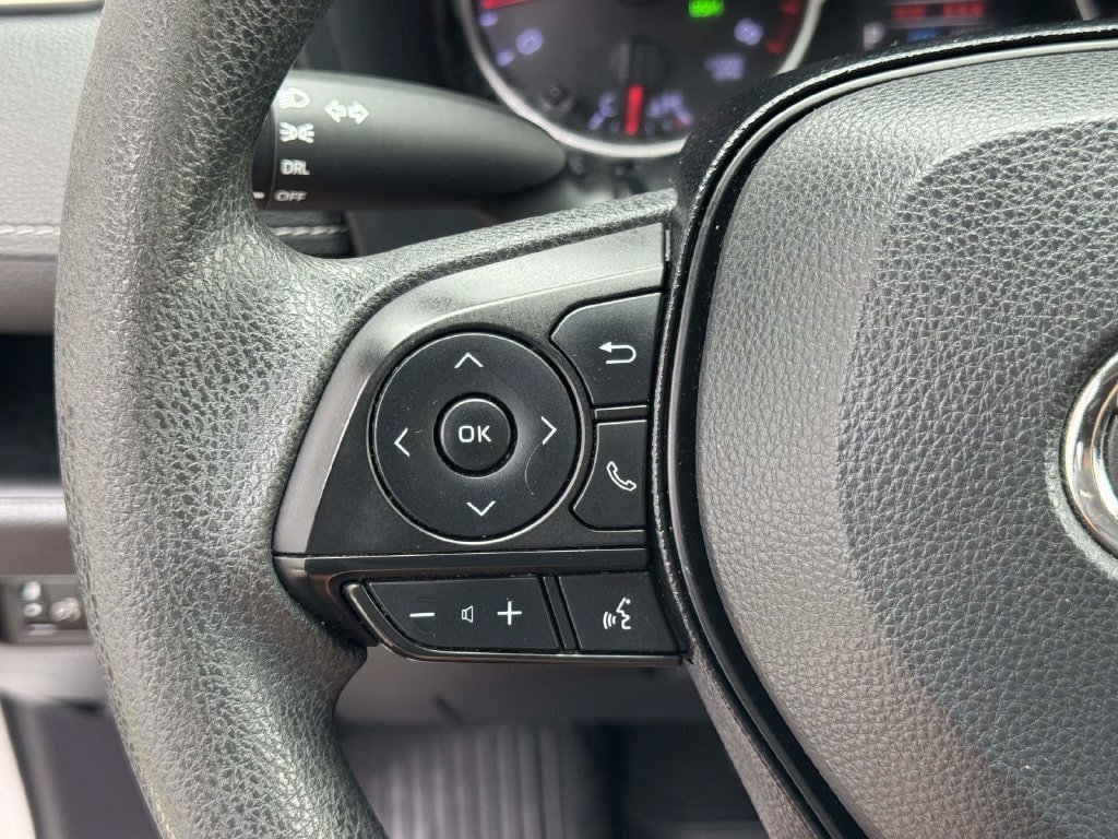 Used 2019 Toyota RAV4 LE w/ All Weather Liner Package AWD/4WD image 11