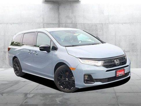 Used 2025 Honda Odyssey Sport-L image 2