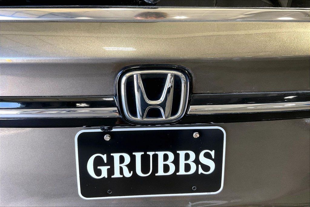 Used 2022 Honda Odyssey Elite image 41