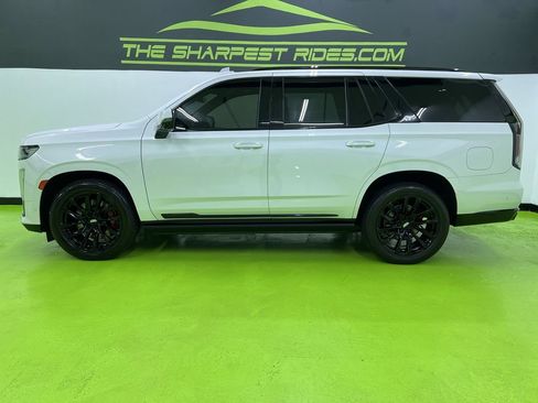 Used 2022 Cadillac Escalade Sport w/ Touring Package AWD/4WD image 6