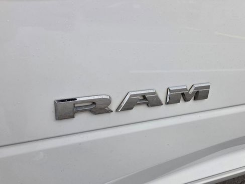 Used 2019 RAM 2500 Big Horn AWD/4WD image 9