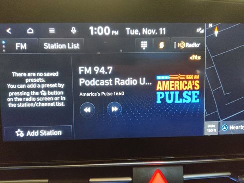 Used 2024 Hyundai Elantra SEL image 25