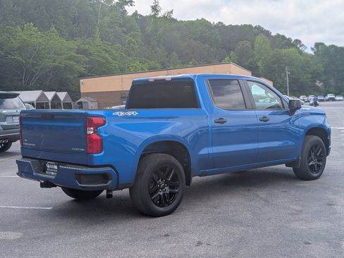 Used 2024 Chevrolet Silverado 1500 Custom AWD/4WD image 9