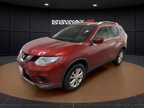 Used 2016 Nissan Rogue SV AWD/4WD image 2