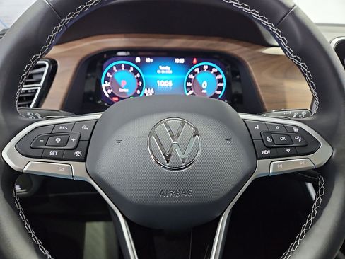 New 2026 Volkswagen Atlas SE FWD image 22