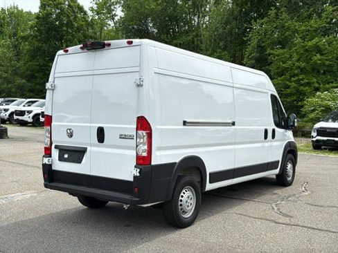 Used 2025 RAM ProMaster 2500 w/ Convenience Group FWD image 6