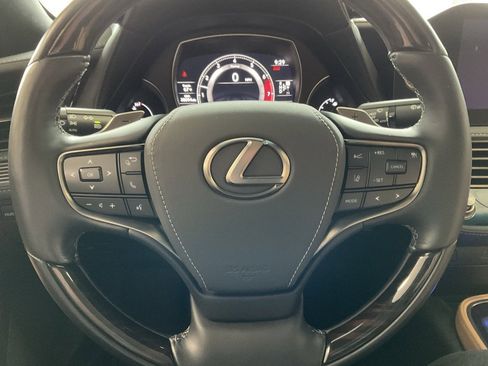 Used 2021 Lexus LS 500 AWD w/ Interior Upgrade Package image 11