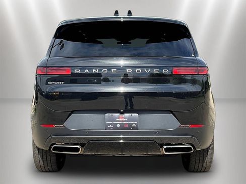 Used 2024 Land Rover Range Rover Sport SE AWD/4WD image 5