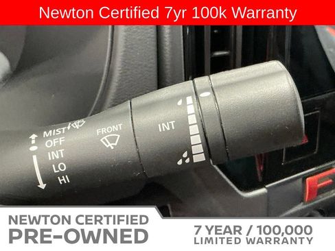 Used 2025 Nissan Frontier PRO-4X AWD/4WD image 36