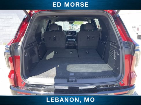 Used 2025 Chevrolet Traverse RS w/ LPO, Floor Liner Package AWD/4WD image 24