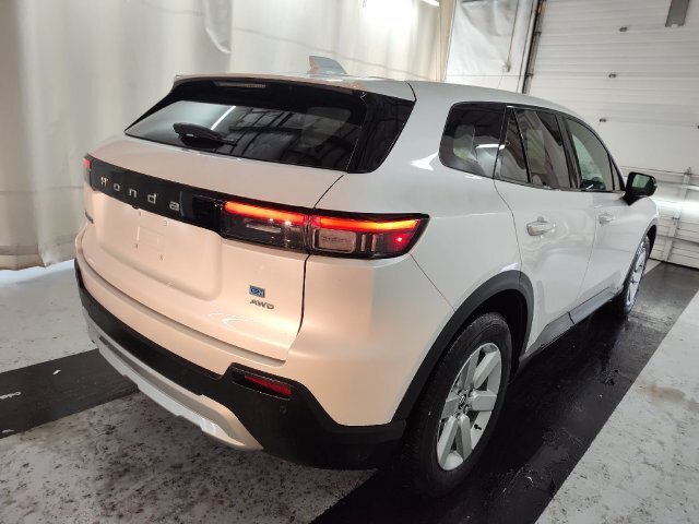 Used 2024 Honda Prologue EX image 3