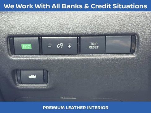 Certified 2025 Nissan Sentra SR w/ SR Premium Package image 24