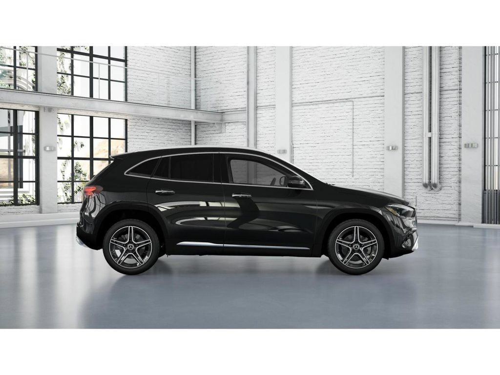 New 2026 Mercedes-Benz GLA 250 4MATIC image 2