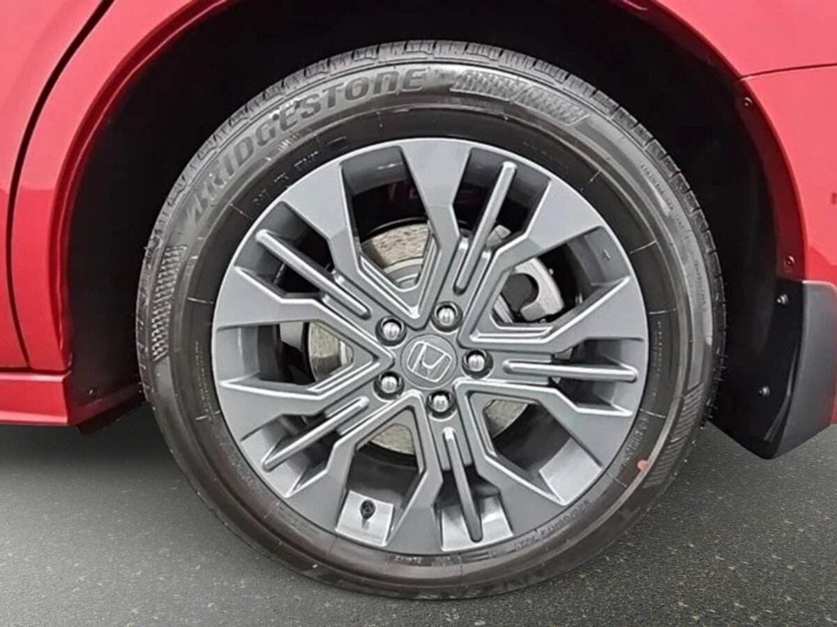 New 2026 Honda Odyssey Touring image 8