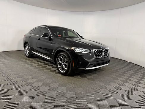 Used 2025 BMW X4 xDrive30i AWD/4WD image 5