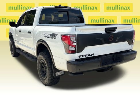 Used 2024 Nissan Titan PRO-4X w/ Off Road Protection Package AWD/4WD image 9