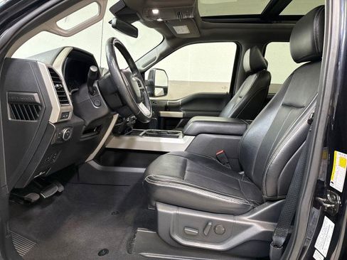 Used 2021 Ford F250 Lariat image 13