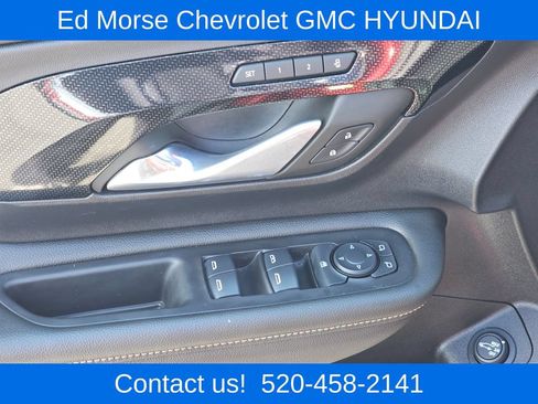 Certified 2024 GMC Terrain AT4 w/ Tech Package AWD/4WD image 11