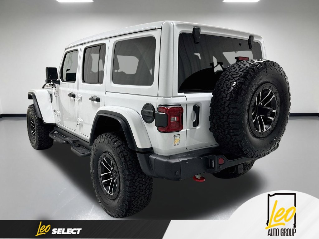 Used 2024 Jeep Wrangler Unlimited Rubicon AWD/4WD image 10