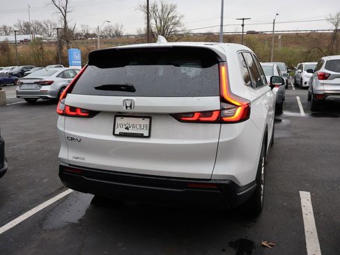 Used 2023 Honda CR-V EX-L image 7