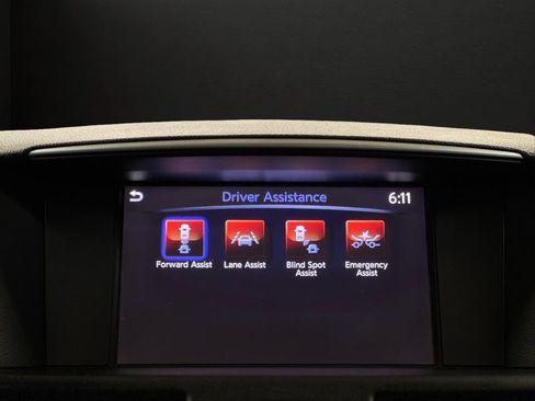 Used 2018 INFINITI Q70 Luxe w/ Sport Package AWD/4WD image 30