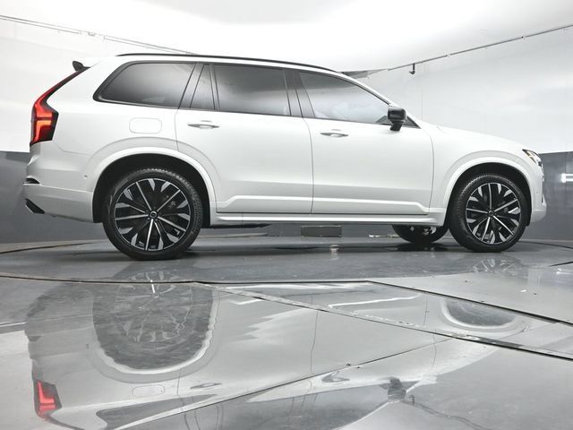 Certified 2026 Volvo XC90 B6 Ultra w/ Protection Package Premier AWD/4WD image 40