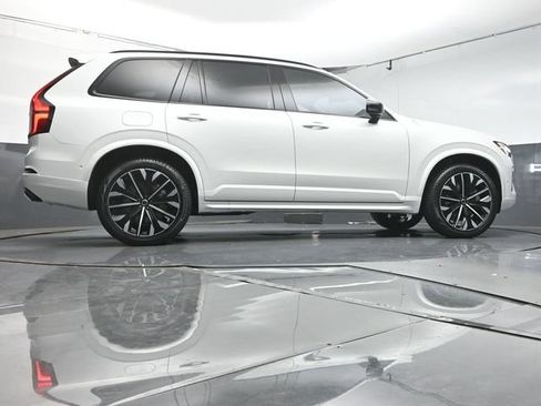 Certified 2026 Volvo XC90 B6 Ultra w/ Protection Package Premier AWD/4WD image 40