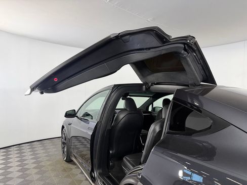 Used 2024 Tesla Model X AWD/4WD image 18
