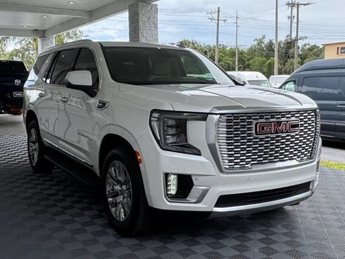 Used 2022 GMC Yukon Denali AWD/4WD image 12