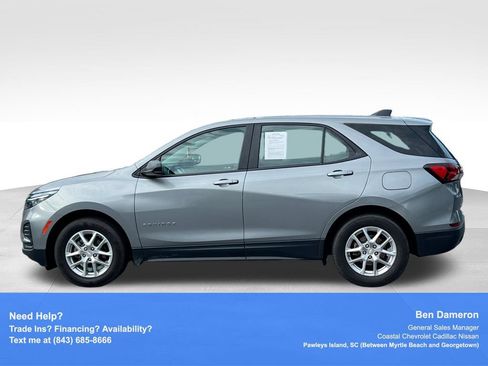 Used 2023 Chevrolet Equinox LS FWD image 8