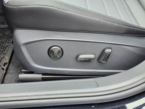 New 2026 Volkswagen Jetta SE FWD image 20